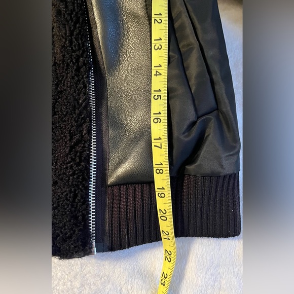 Jason Wu Bomber Jacket Faux Leather/Fur Sz M NWT! - Picture 11 of 12